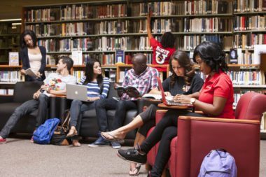 barry-u-library_students-in-library