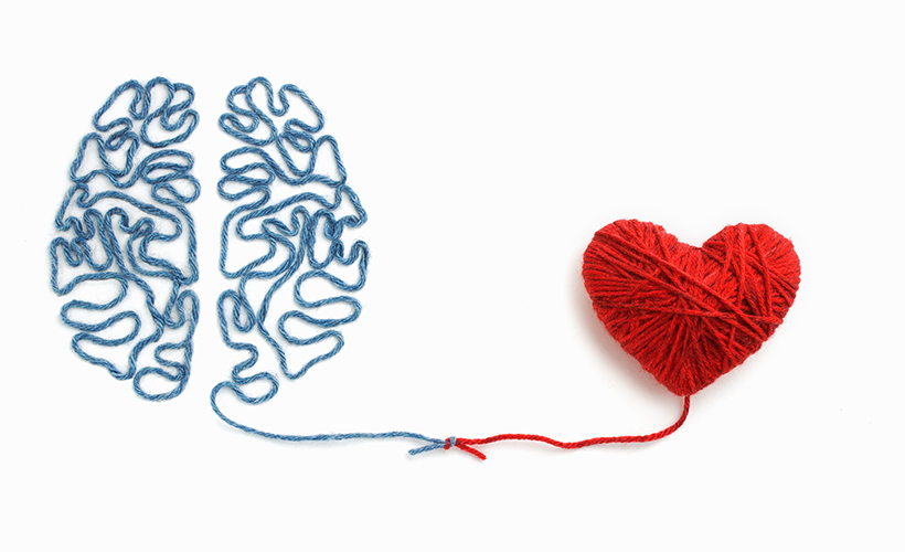 Interlinked brain and heart in yarn